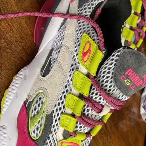 Puma women’s shoe - Picture 2 of 6